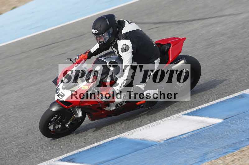 /01 26.-28.01.2024 Moto Center Thun Jerez/Gruppe gruen-green/162